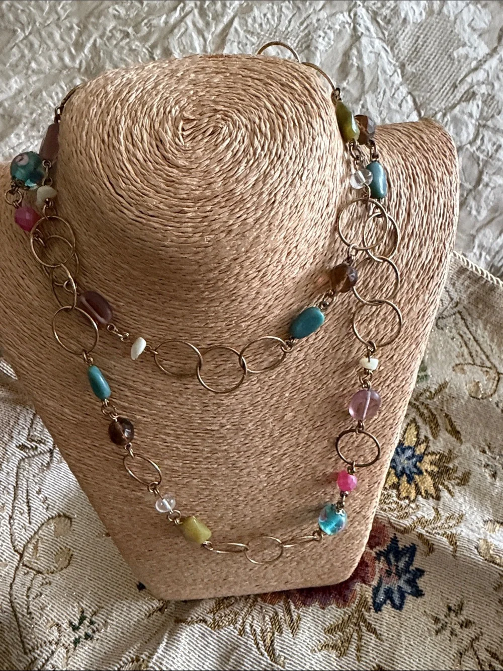 Long lovely light weight necklace many pretty beads and gemstones